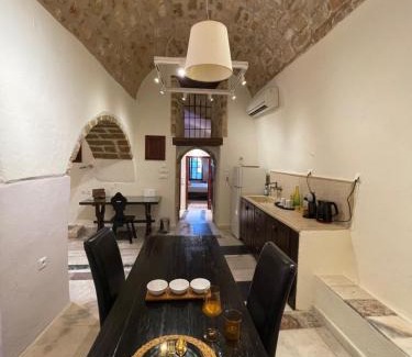 Monemvasia Villa | Astrolithos Castle