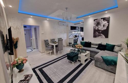 Vozdovac Apartment | AT Mirror