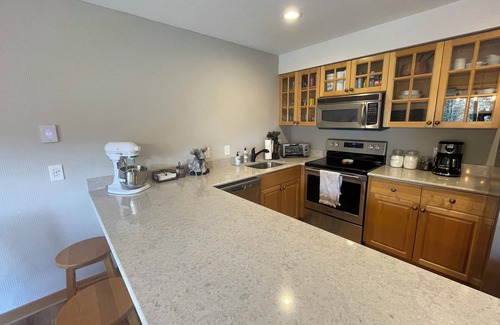 West Dover Condo | At the Base of Mount Snow! Family friendly 3 bedroom townhouse!