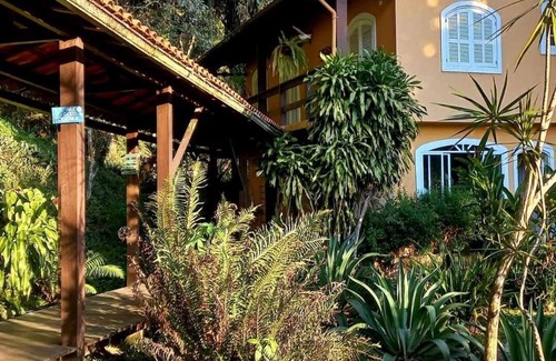 Vila Santa Alice House | At the foot of the Petrópolis mountains, 50 minutes from Rio, beautiful country house.