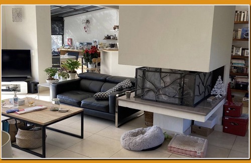 Vauvenargues House | At the foot of the classified Sainte Victoire site