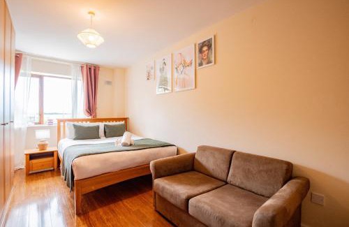 Galway City Centre Apartment | Atalia View PentHouse with Balcony
