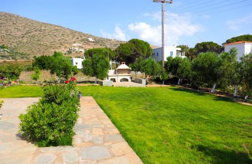 Gavrio Apartment | Ateni House
