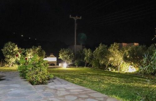 Gavrio Apartment | Ateni House