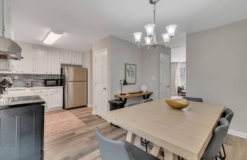 Smyrna House | ATH - Sleeps 6 - 3 Beds - Pet friendly - VO2101