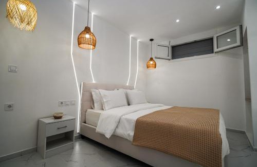Karpenisi Apartment | Athens City-Break Studios- near Acropolis