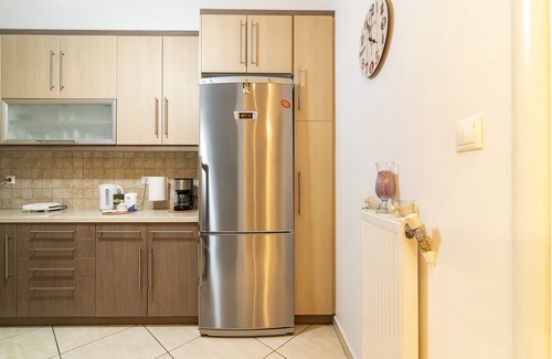 Kinosargous Apartment | Athens Walk