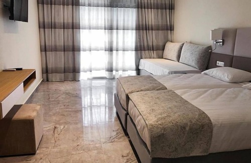 Pagi Hotel | Athina Hotel
