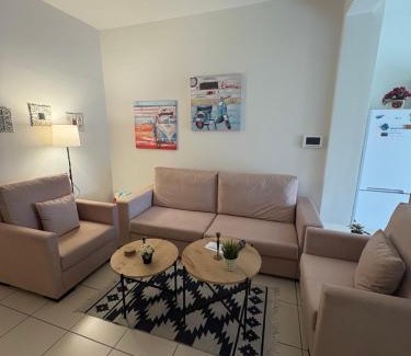 Aigaleo Apartment | Athina’s apartment
