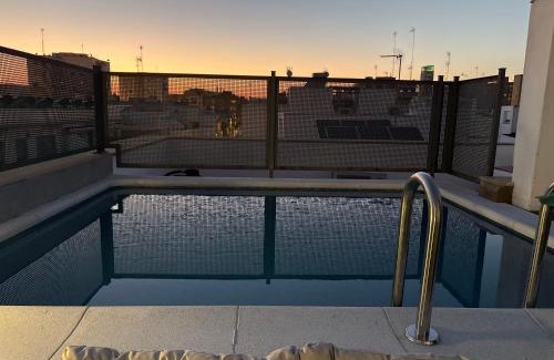 Triana Apartment | ATICO TRIANA CON PISCINA PRIVADA