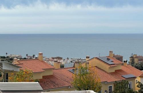 Torre de Benagalbon Apartment | Atico vistas al Mar golf ,Piscina y parking albatros 2