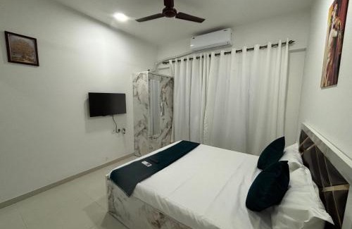 Kandivali East Apartment | Atithi Homes Luxe Kandivali Suites