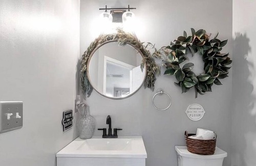Church Street House | ATL Luxury Staycation Retreat! 15 mins from downtown. 10 min drive from Airport!