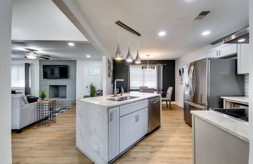 Church Street House | ATL's Stylish Manor/9Beds/6Bedrms/4Baths