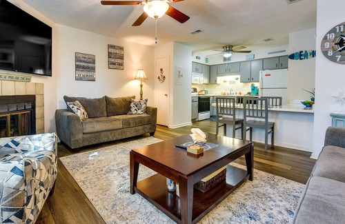 North Beach Condo | Atlantic Beach Condo w/ Pool Access, 3 Mi to Beach