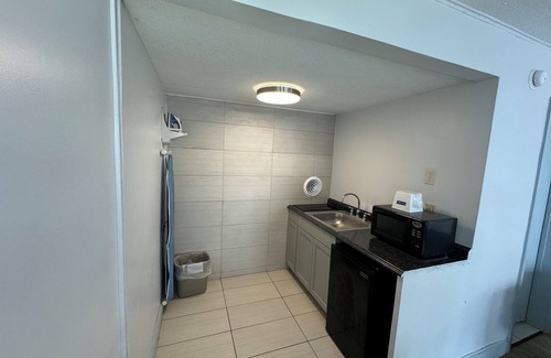 Northeast Virginia Beach Hotel | Atlantic Inn