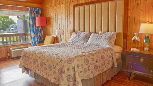 Chincoteague Hotel | Atlantic Shores Inn and Suites