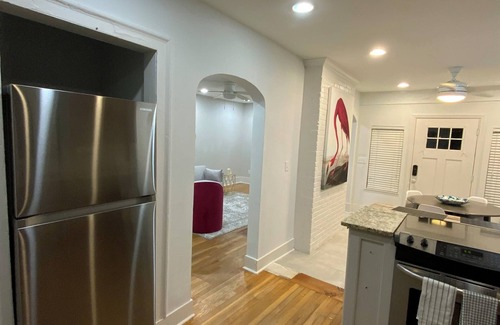 Home Park House | ATLANTIC STATION BUNGALOW STEPS AWAY FROM ATLANTIC STATION. GA TECH. OTE WNBA