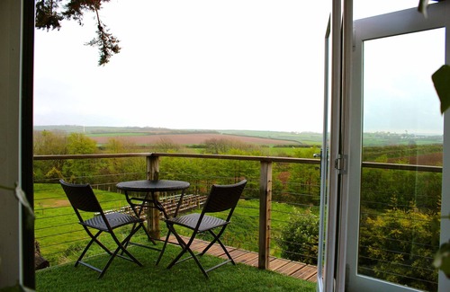 Bude RV Rental | Atlantic Surf Pods - Campsite