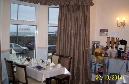 Portrush Bed & Breakfast | Atlantic View B&B
