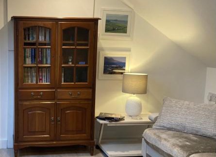 Ballyferriter Apartment | Atlantic Way Village Apartment