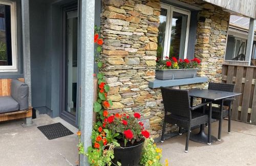 Ballyferriter Apartment | Atlantic Way Village Apartment