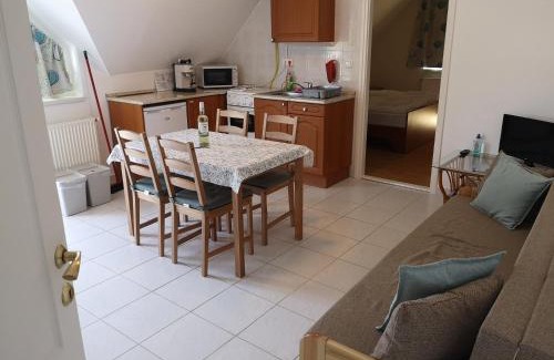 Balatonboglar Apartment | Atlantika Apartman
