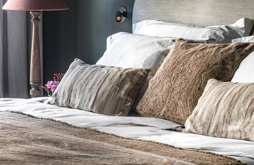 Historical Center Bruges Apartment | Atmospheric space with own bathroom in the heart of he city.