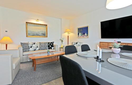 Heviz Apartment | Atrium Apartman Hévíz mit Panoramaterrasse und Tiefgarage
