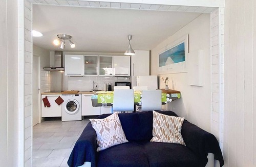 Lacanau-Ocean House | Attached house 4 people under the pine, Lacanau Ocean
