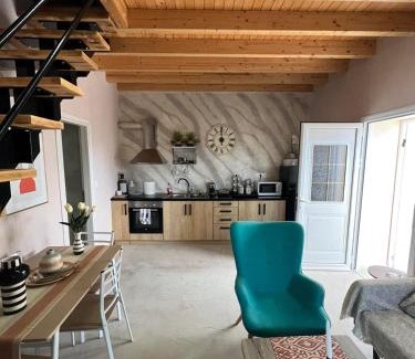 Loutsa House | Attic View