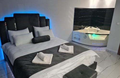 Kragujevac Apartment | Attico Spa