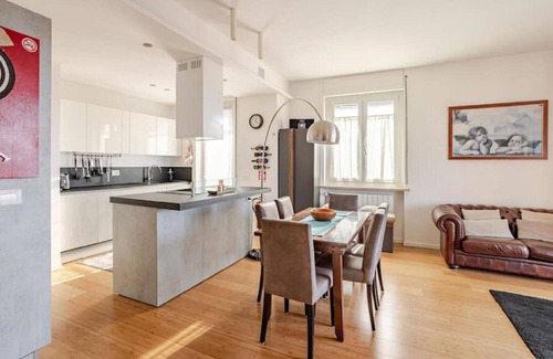 Gallarate Apartment | "Attico Sul Rosa" - Holiday Home in Gallarate