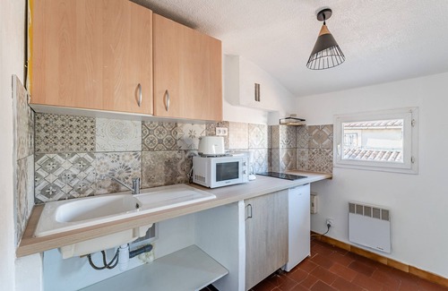 La Seyne-sur-Mer Apartment | Attractive, renovated and fully-equipped 19m² studio. Air conditioning