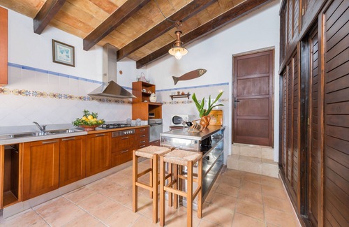 Alcudia Villa | Attractive rustic villa in Alcudia with swimming pool, paddle tennis and soccer