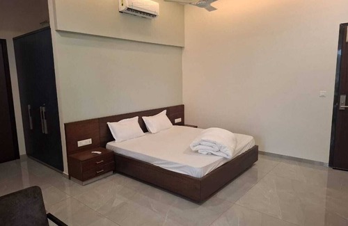 Vadanemelli Hotel | Atulya Faarm