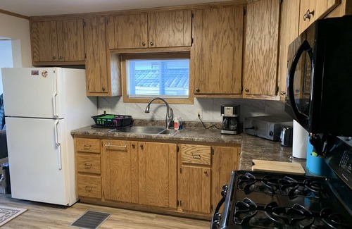 Lakewood House | ATV/UTV, Snowmobiles - easy trail access right in town