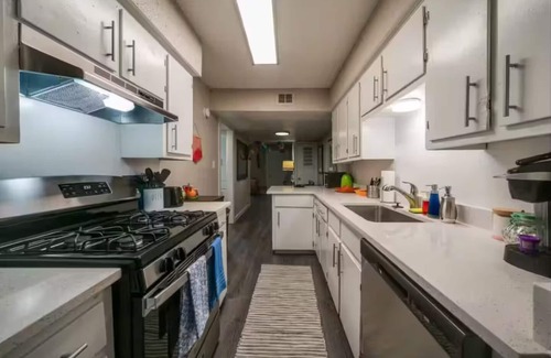 South Manchaca Apartment | ATX Casa Feliz Bnb ~ Near SoCo Nest and Westgate