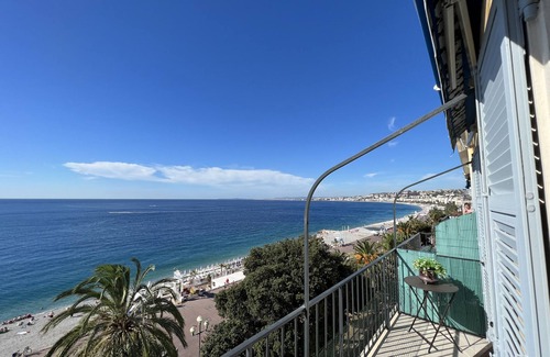 Old Town Apartment | AU BEAU RIVAGE AP2049 by RIVIERA HOLIDAY HOMES