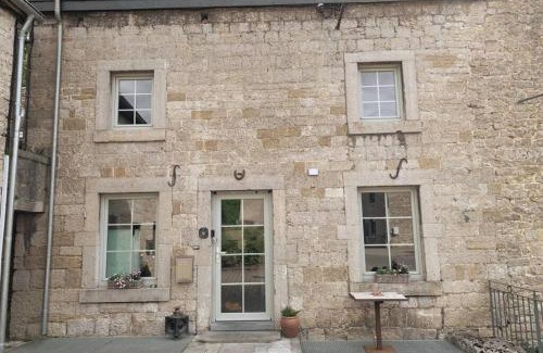 Ny House | Au bord du Ny