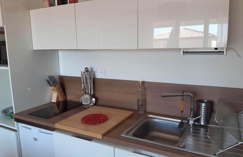 Le Brusc Apartment | Au Brusc, Bienvenue à L'escarpillon !