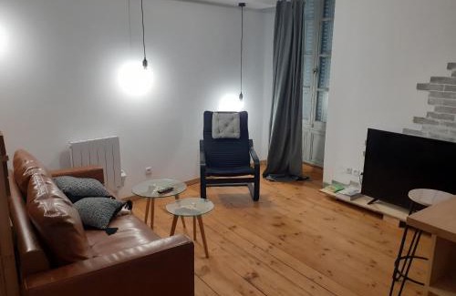Jonzac Apartment | Au Cœur d'une ville thermale