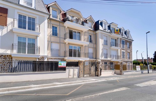 Champigny-sur-Marne Apartment | Au Calme Entre Disney et Paris