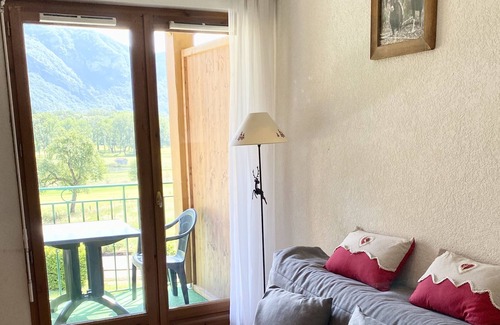 Faverges-Seythenex Apartment | AU COEUR DU GOLF **, Giez, near Lake Annecy