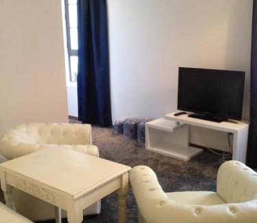 Colombiers Bed & Breakfast | Au Lavoir