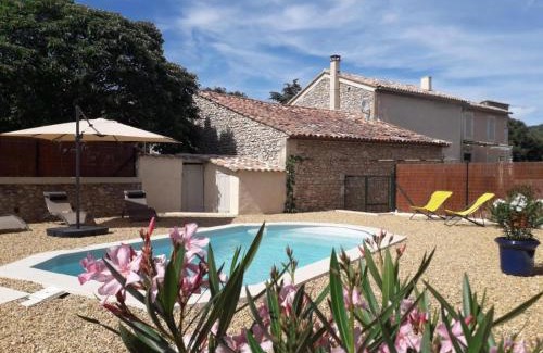 Lioux House | Au pied de la montagne