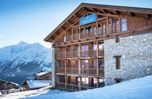Les Eucherts Condo | Au pied des pistes | Piscine + balcon privé