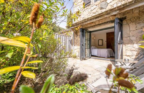 Levie House | Auberge A Pignata