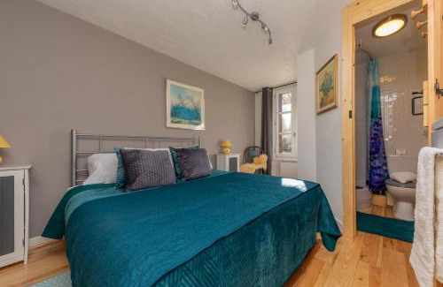 Segur-le-Chateau Bed & Breakfast | Auberge Henri IV