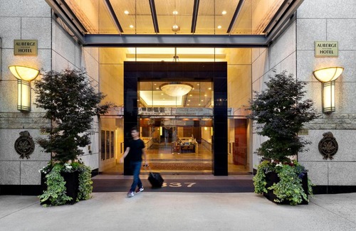 Central Hotel | Auberge Vancouver Hotel